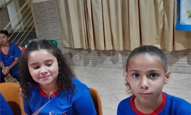 Noite de Aut�grafos - turma do 4� ano