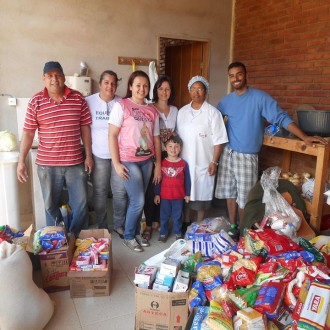 Campanha de Alimentos - Colgio Passionista Santa Luzia