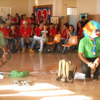 Encontro de jovens no Colgio - Colgio Passionista Santa Luzia