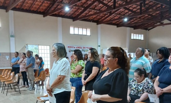 Missa em homenagem as Mes