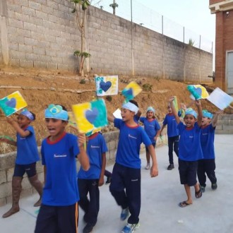 Continuamos o nosso momento cívico - Colégio Passionista Santa Luzia Continuamos o nosso momento cívico - Colégio Passionista Santa Luzia