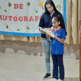 Noite de Autógrafos - turma do 3° ano - Colégio Passionista Santa Luzia Noite de Autógrafos - turma do 3° ano - Colégio Passionista Santa Luzia