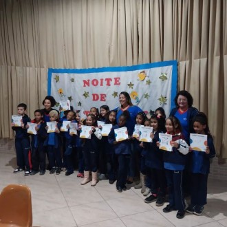 Noite de Autógrafos - turma do 2° ano - Colégio Passionista Santa Luzia Noite de Autógrafos - turma do 2° ano - Colégio Passionista Santa Luzia