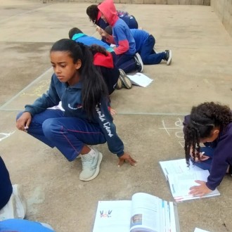 Poema e ortografia - Colégio Passionista Santa Luzia Poema e ortografia - Colégio Passionista Santa Luzia