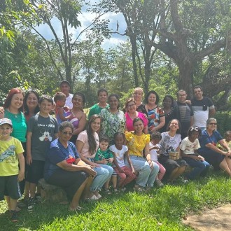 Confraternização - Colégio Passionista Santa Luzia Confraternização - Colégio Passionista Santa Luzia