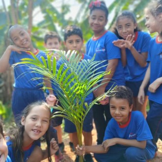 Abertura da Primavera - plantando uma Árvore - Colégio Passionista Santa Luzia Abertura da Primavera - plantando uma Árvore - Colégio Passionista Santa Luzia